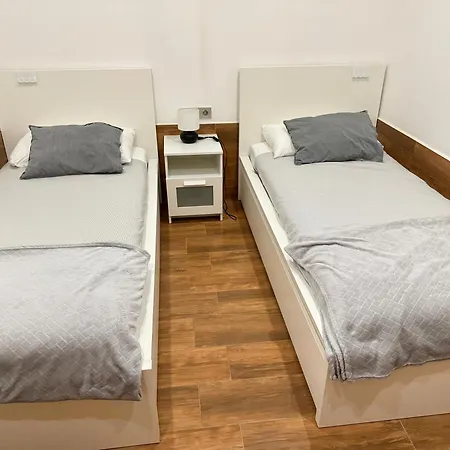 Linda فيلة بلايا بلانكا